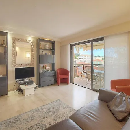Frgk Athena Palm 1br Terrace, Ac & Ultra-fast Wi-fi Appartement Cannes