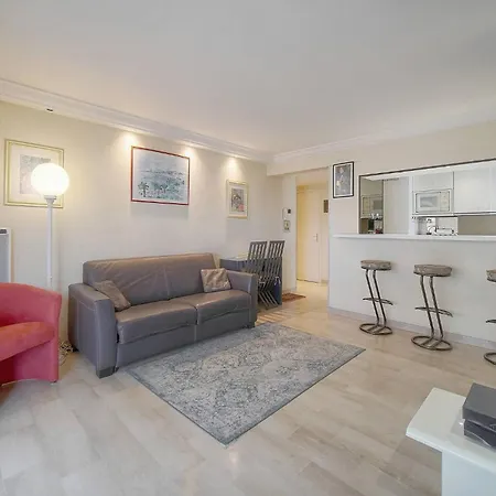 Frgk Athena Palm 1br Terrace, Ac & Ultra-fast Wi-fi Appartement *