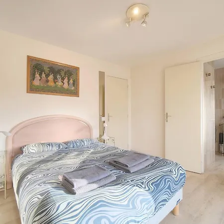 Frgk Athena Palm 1br Terrace, Ac & Ultra-fast Wi-fi Cannes