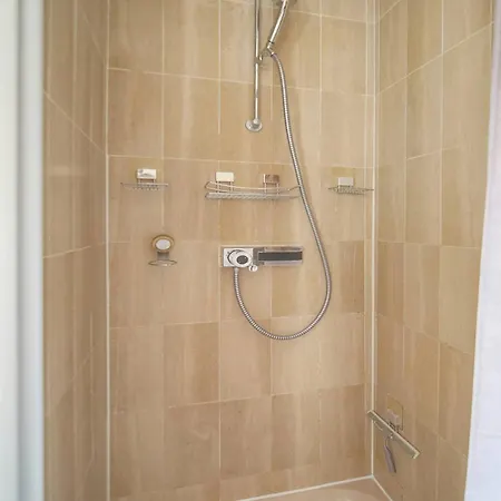 Appartement Frgk Athena Palm 1br Terrace, Ac & Ultra-fast Wi-fi