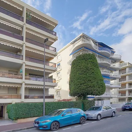 Frgk Athena Palm 1br Terrace, Ac & Ultra-fast Wi-fi Cannes