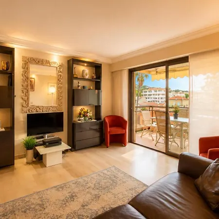Frgk Athena Palm 1br Terrace, Ac & Ultra-fast Wi-fi *