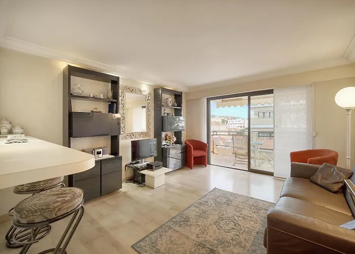 Frgk Athena Palm 1br Terrace, Ac & Ultra-fast Wi-fi